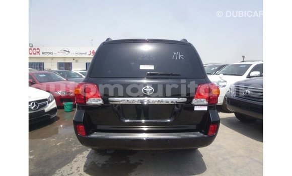Acheter Import Voiture Toyota Land Cruiser Noir à Import - Dubai, Adrar Acheter Import Voiture Toyota Land Cruiser Noir à Import - Dubai, Adrar