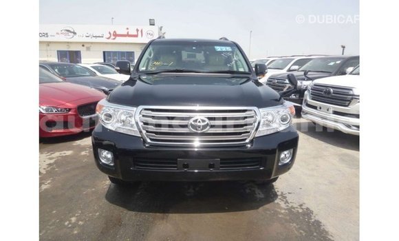 Acheter Import Voiture Toyota Land Cruiser Noir à Import - Dubai, Adrar Acheter Import Voiture Toyota Land Cruiser Noir à Import - Dubai, Adrar
