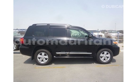 Acheter Import Voiture Toyota Land Cruiser Noir à Import - Dubai, Adrar Acheter Import Voiture Toyota Land Cruiser Noir à Import - Dubai, Adrar