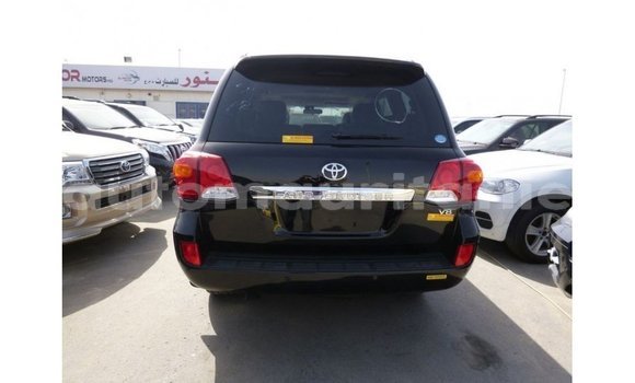 Acheter Import Voiture Toyota Land Cruiser Noir à Import - Dubai, Adrar Acheter Import Voiture Toyota Land Cruiser Noir à Import - Dubai, Adrar