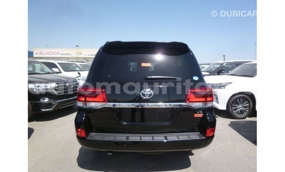 Acheter Import Voiture Toyota Land Cruiser Noir à Import - Dubai, Adrar Acheter Import Voiture Toyota Land Cruiser Noir à Import - Dubai, Adrar