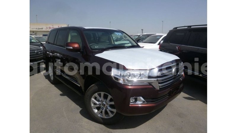 Big with watermark toyota land cruiser adrar import dubai 2923