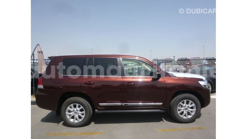 Big with watermark toyota land cruiser adrar import dubai 2923