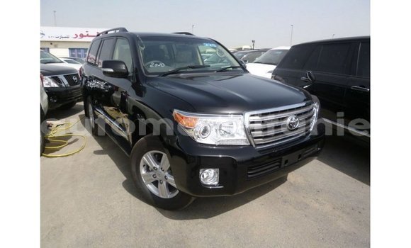 Acheter Import Voiture Toyota Land Cruiser Noir à Import - Dubai, Adrar Acheter Import Voiture Toyota Land Cruiser Noir à Import - Dubai, Adrar