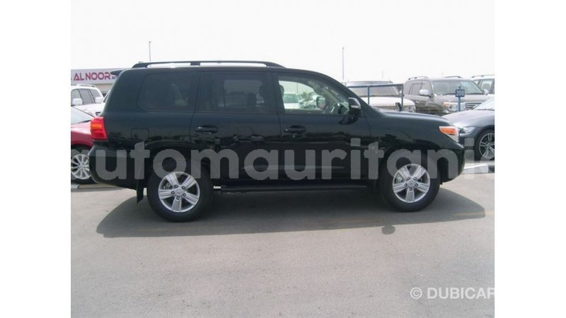 Big with watermark toyota land cruiser adrar import dubai 2925