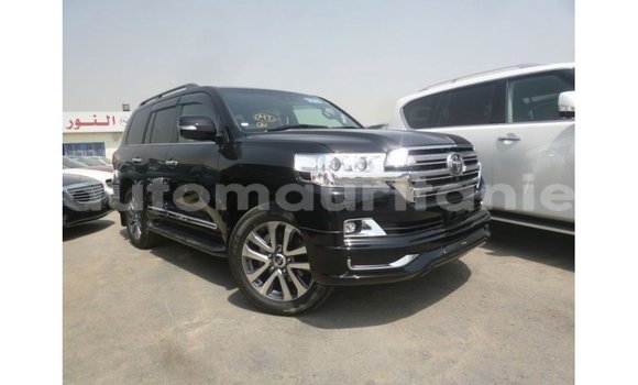 Acheter Import Voiture Toyota Land Cruiser Noir à Import - Dubai, Adrar Acheter Import Voiture Toyota Land Cruiser Noir à Import - Dubai, Adrar