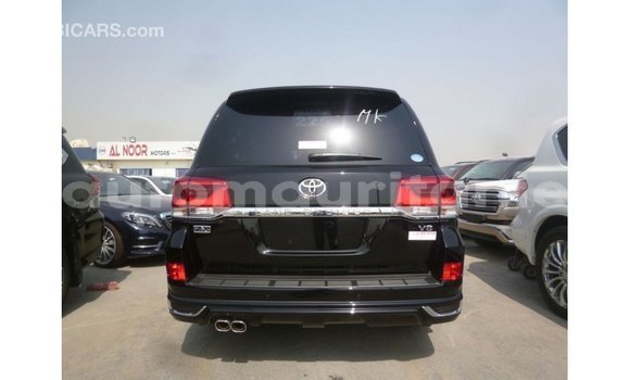 Acheter Import Voiture Toyota Land Cruiser Noir à Import - Dubai, Adrar Acheter Import Voiture Toyota Land Cruiser Noir à Import - Dubai, Adrar