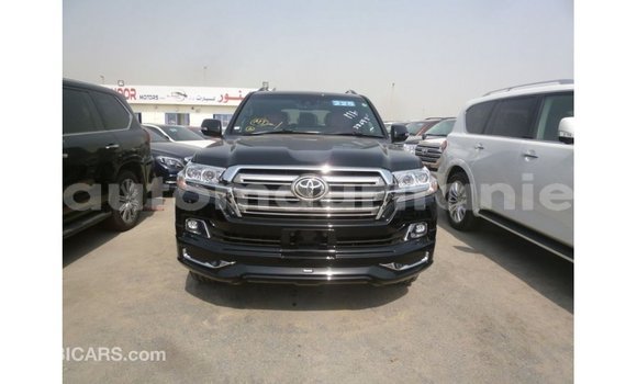 Acheter Import Voiture Toyota Land Cruiser Noir à Import - Dubai, Adrar Acheter Import Voiture Toyota Land Cruiser Noir à Import - Dubai, Adrar