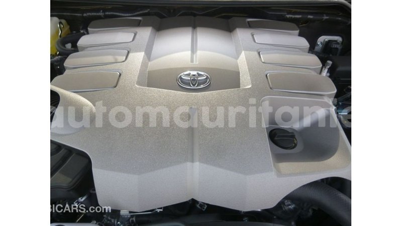 Big with watermark toyota land cruiser adrar import dubai 2926