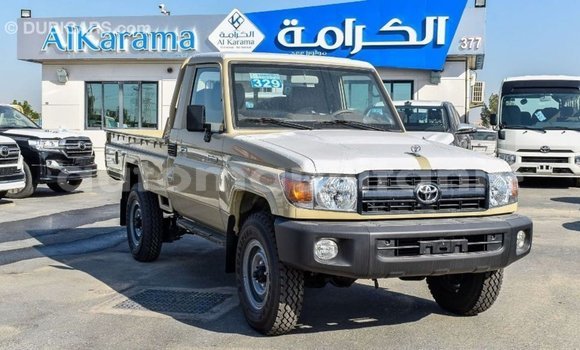 Acheter Import Voiture Toyota Land Cruiser Beige à Import - Dubai, Adrar Acheter Import Voiture Toyota Land Cruiser Beige à Import - Dubai, Adrar