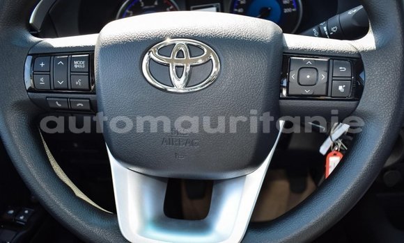 Acheter Import Voiture Toyota Hilux Autre à Import - Dubai, Adrar Acheter Import Voiture Toyota Hilux Autre à Import - Dubai, Adrar