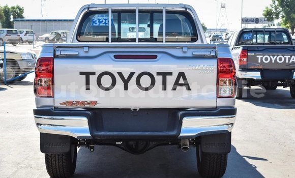 Acheter Import Voiture Toyota Hilux Autre à Import - Dubai, Adrar Acheter Import Voiture Toyota Hilux Autre à Import - Dubai, Adrar