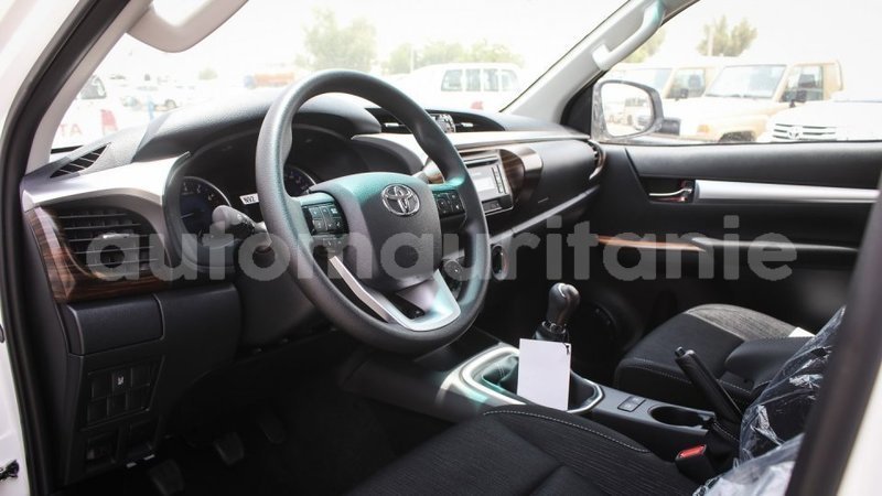 Big with watermark toyota hilux adrar import dubai 2932