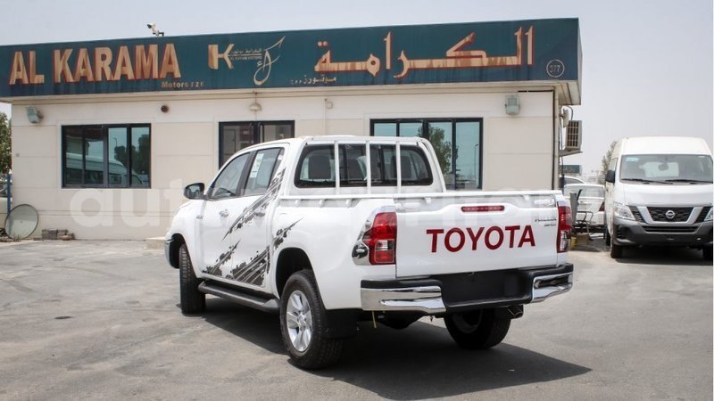Big with watermark toyota hilux adrar import dubai 2932