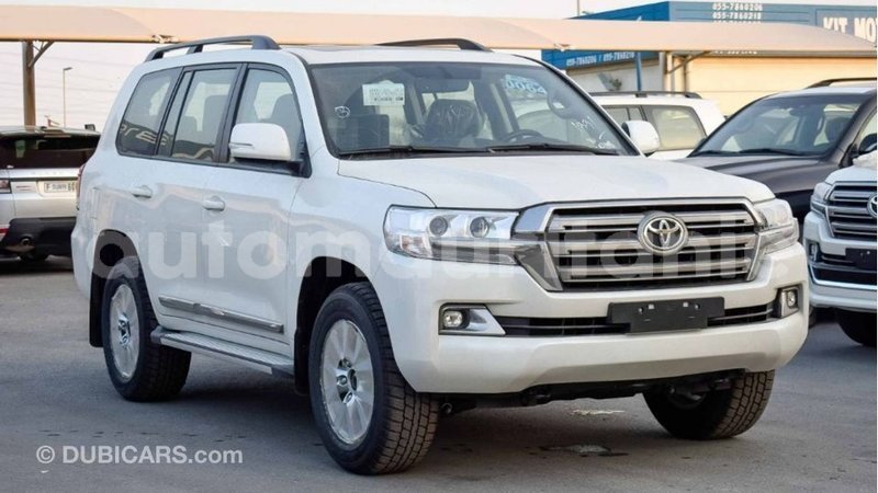 Big with watermark toyota land cruiser adrar import dubai 2935