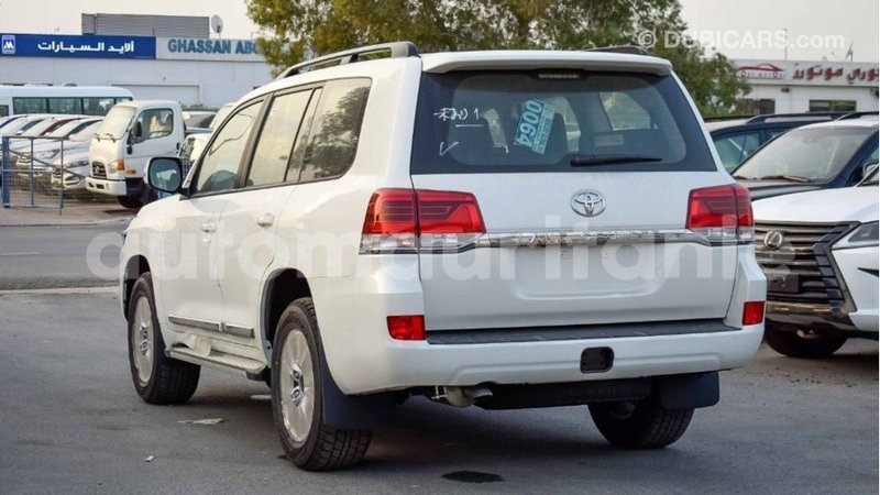 Big with watermark toyota land cruiser adrar import dubai 2935