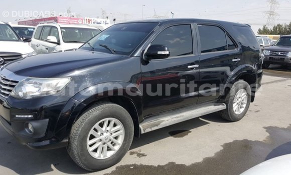 Acheter Import Voiture Toyota Fortuner Noir à Import - Dubai, Adrar Acheter Import Voiture Toyota Fortuner Noir à Import - Dubai, Adrar