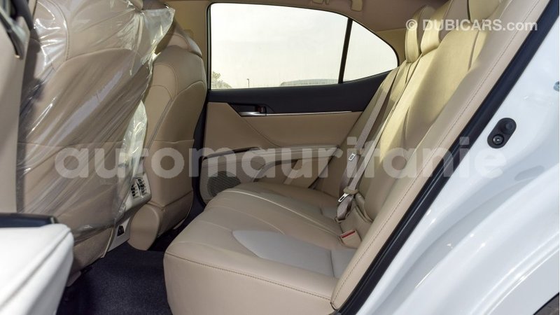 Big with watermark toyota camry adrar import dubai 2945