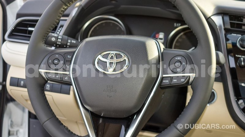 Big with watermark toyota camry adrar import dubai 2945