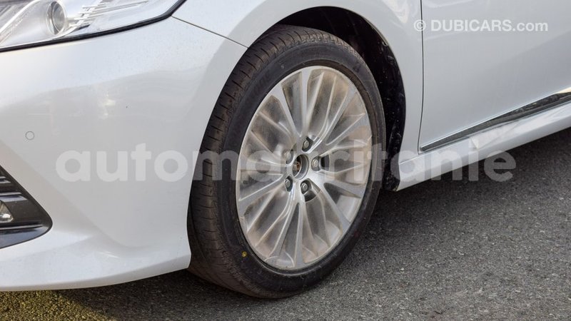 Big with watermark toyota camry adrar import dubai 2945