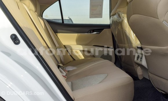 Acheter Import Voiture Toyota Camry Blanc à Import - Dubai, Adrar Acheter Import Voiture Toyota Camry Blanc à Import - Dubai, Adrar