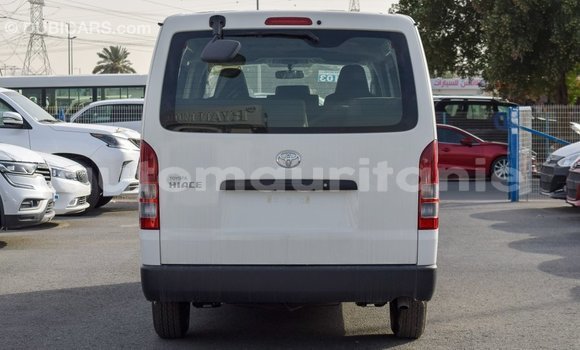 Acheter Import Voiture Toyota Hiace Blanc à Import - Dubai, Adrar Acheter Import Voiture Toyota Hiace Blanc à Import - Dubai, Adrar