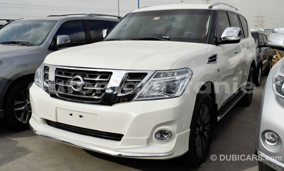 Acheter Import Voiture Nissan Patrol Blanc à Import - Dubai, Adrar Acheter Import Voiture Nissan Patrol Blanc à Import - Dubai, Adrar