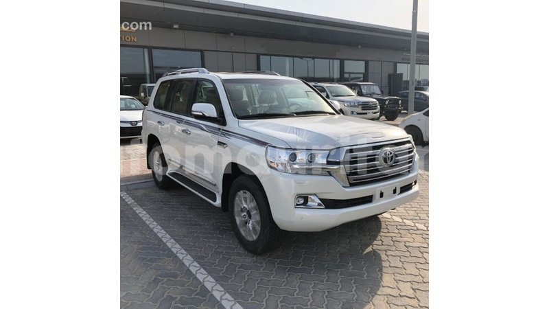 Big with watermark toyota land cruiser adrar import dubai 2959