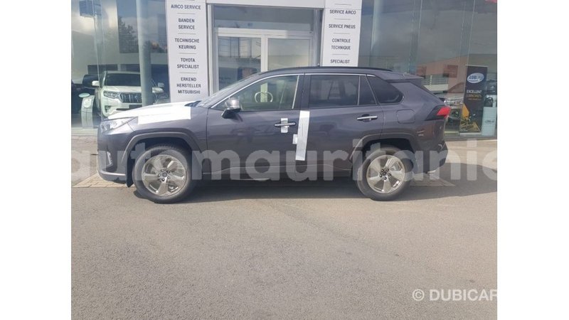 Big with watermark toyota rav4 adrar import dubai 2964