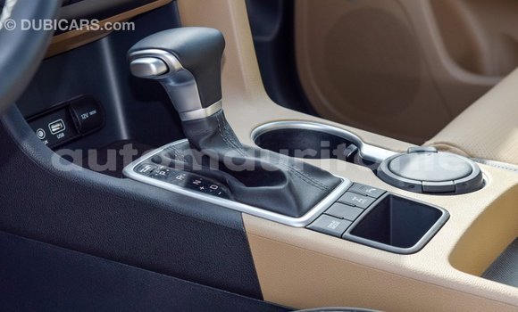 Buy Import Kia Sportage White Car in Import - Dubai in Adrar Buy Import Kia Sportage White Car in Import - Dubai in Adrar
