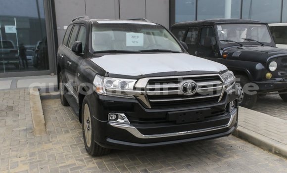 Acheter Import Voiture Toyota Land Cruiser Noir à Import - Dubai, Adrar Acheter Import Voiture Toyota Land Cruiser Noir à Import - Dubai, Adrar