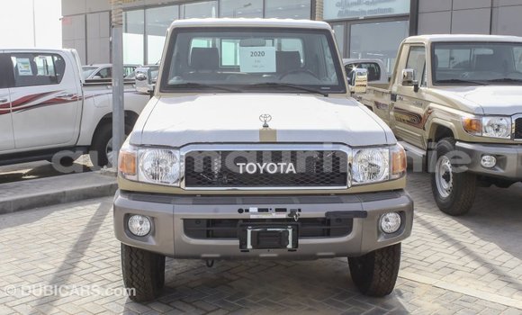 Acheter Import Voiture Toyota Land Cruiser Beige à Import - Dubai, Adrar Acheter Import Voiture Toyota Land Cruiser Beige à Import - Dubai, Adrar