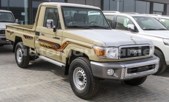Acheter Import Voiture Toyota Land Cruiser Beige à Import - Dubai, Adrar Acheter Import Voiture Toyota Land Cruiser Beige à Import - Dubai, Adrar