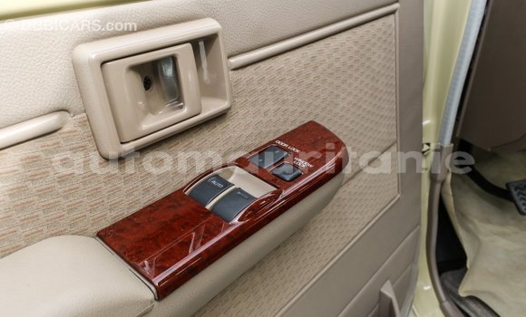 Acheter Import Voiture Toyota Land Cruiser Beige à Import - Dubai, Adrar Acheter Import Voiture Toyota Land Cruiser Beige à Import - Dubai, Adrar