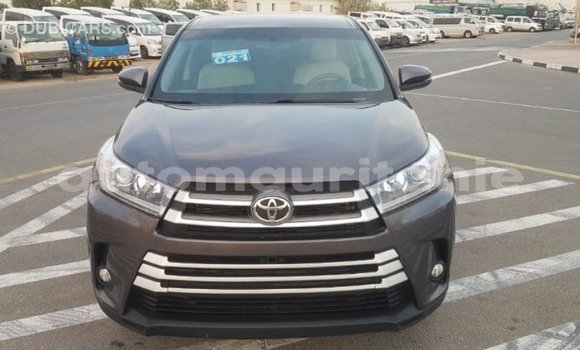Acheter Import Voiture Toyota Highlander Autre à Import - Dubai, Adrar Acheter Import Voiture Toyota Highlander Autre à Import - Dubai, Adrar