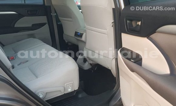 Acheter Import Voiture Toyota Highlander Autre à Import - Dubai, Adrar Acheter Import Voiture Toyota Highlander Autre à Import - Dubai, Adrar