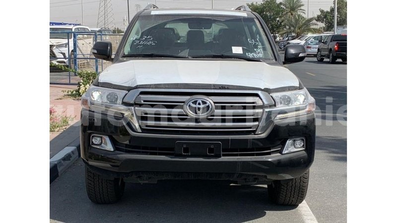 Big with watermark toyota land cruiser adrar import dubai 2987