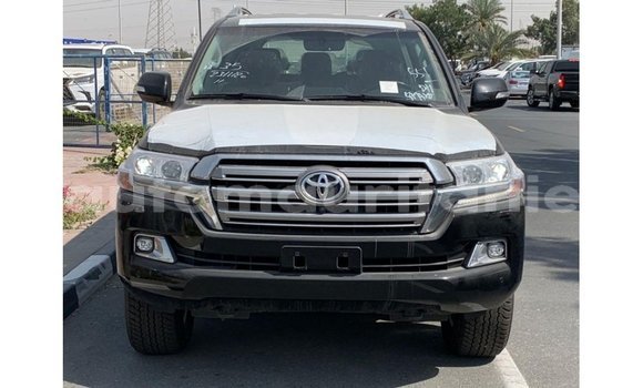 Acheter Import Voiture Toyota Land Cruiser Noir à Import - Dubai, Adrar Acheter Import Voiture Toyota Land Cruiser Noir à Import - Dubai, Adrar