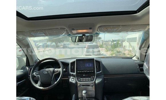 Acheter Import Voiture Toyota Land Cruiser Noir à Import - Dubai, Adrar Acheter Import Voiture Toyota Land Cruiser Noir à Import - Dubai, Adrar