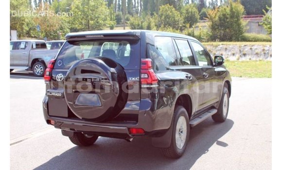 Buy Import Toyota Hilux Black Car in Import - Dubai in Adrar Buy Import Toyota Hilux Black Car in Import - Dubai in Adrar