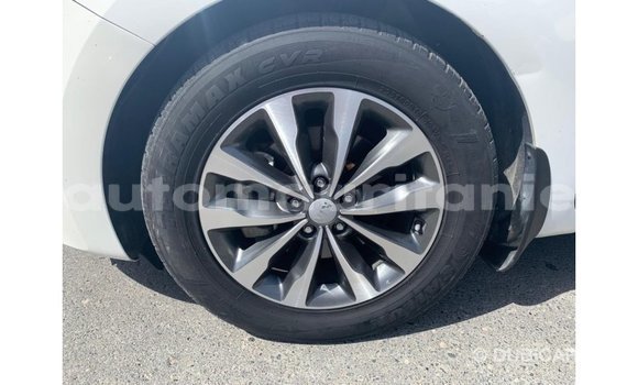 Buy Import Kia Carnival White Car in Import - Dubai in Adrar Buy Import Kia Carnival White Car in Import - Dubai in Adrar