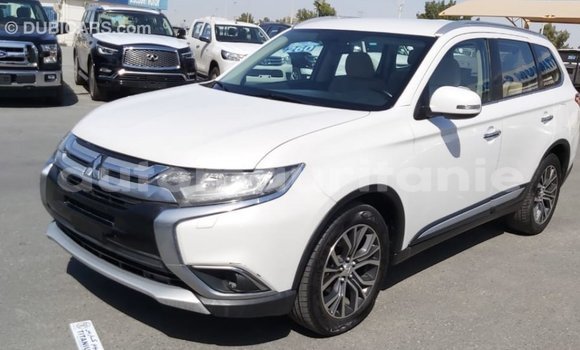 Buy Import Mitsubishi Outlander White Car in Import - Dubai in Adrar Buy Import Mitsubishi Outlander White Car in Import - Dubai in Adrar