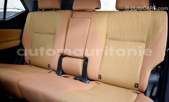 Acheter Import Voiture Toyota Fortuner Blanc à Import - Dubai, Adrar Acheter Import Voiture Toyota Fortuner Blanc à Import - Dubai, Adrar