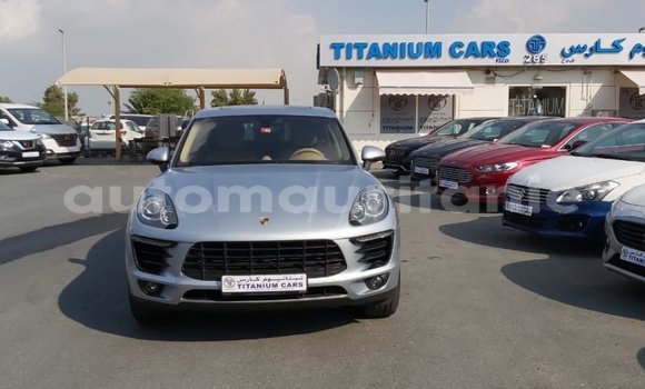Acheter Import Voiture Porsche Macan Autre à Import - Dubai, Adrar