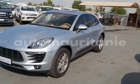 Buy Import Porsche Macan Other Car in Import - Dubai in Adrar Buy Import Porsche Macan Other Car in Import - Dubai in Adrar