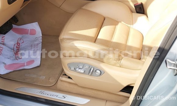 Buy Import Porsche Macan Other Car in Import - Dubai in Adrar Buy Import Porsche Macan Other Car in Import - Dubai in Adrar