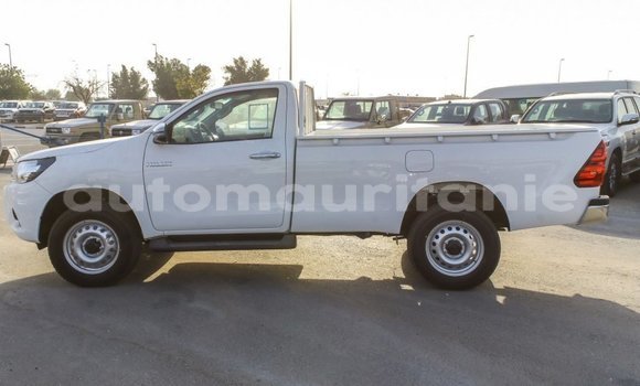 Acheter Import Voiture Toyota Hilux Blanc à Import - Dubai, Adrar Acheter Import Voiture Toyota Hilux Blanc à Import - Dubai, Adrar