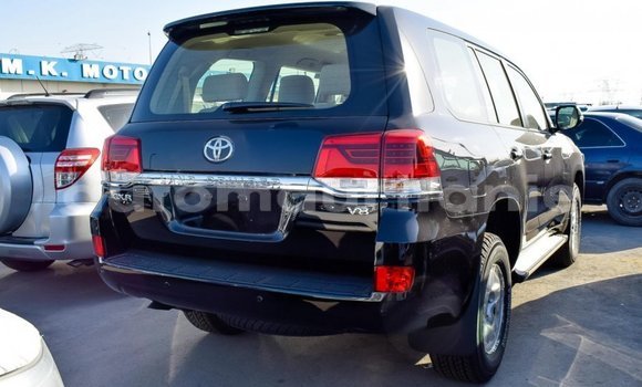 Acheter Import Voiture Toyota Land Cruiser Noir à Import - Dubai, Adrar Acheter Import Voiture Toyota Land Cruiser Noir à Import - Dubai, Adrar