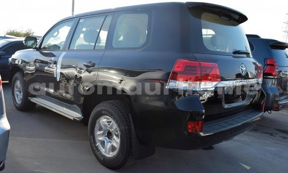 Acheter Import Voiture Toyota Land Cruiser Noir à Import - Dubai, Adrar Acheter Import Voiture Toyota Land Cruiser Noir à Import - Dubai, Adrar