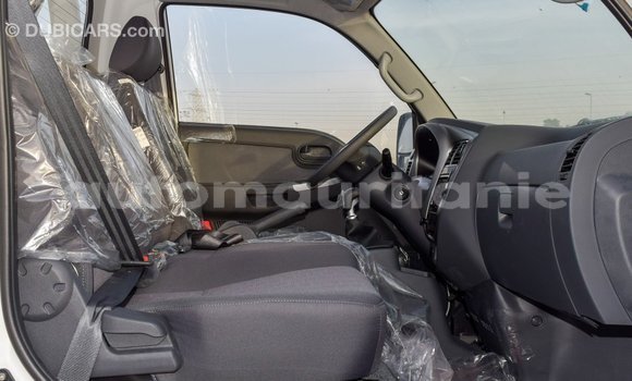 Acheter Import Voiture Kia Carens Blanc à Import - Dubai, Adrar Acheter Import Voiture Kia Carens Blanc à Import - Dubai, Adrar